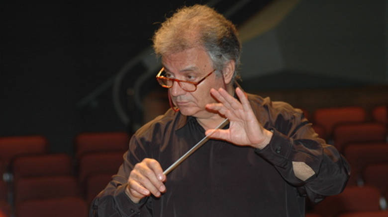 + Θεόδωρος Αντωνίου